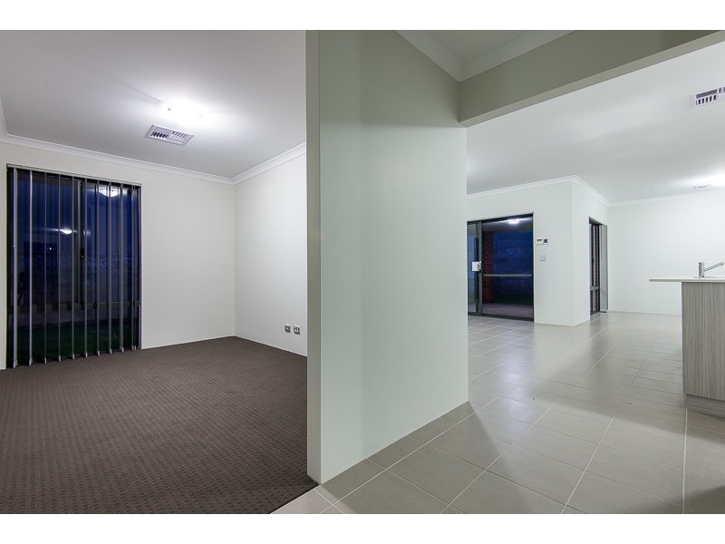 11 Birchley Road, Yangebup WA 6164