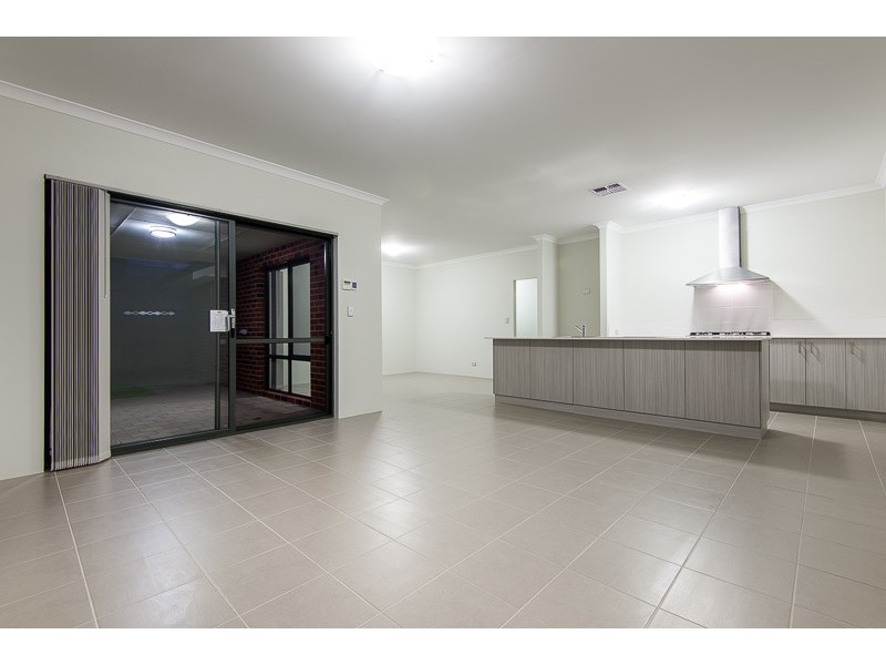 11 Birchley Road, Yangebup WA 6164