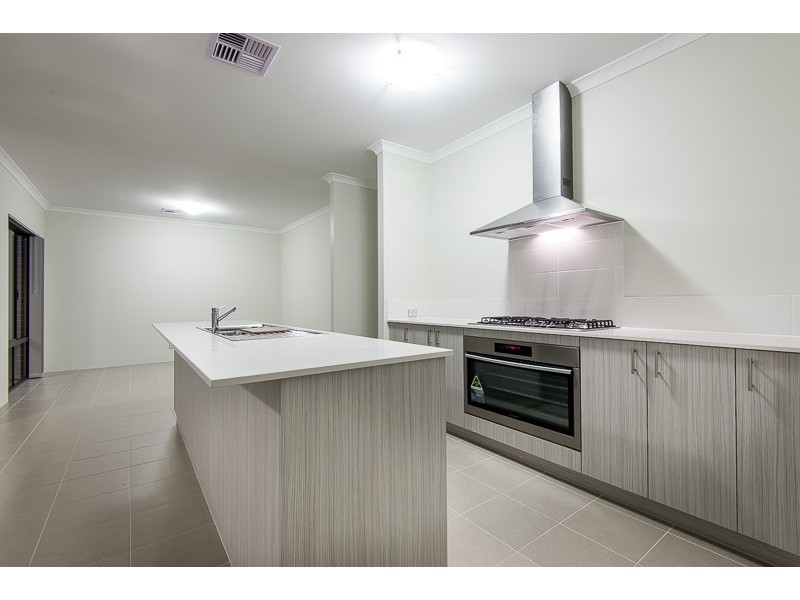 11 Birchley Road, Yangebup WA 6164