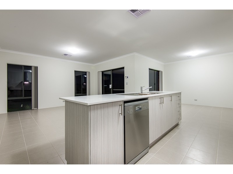 11 Birchley Road, Yangebup WA 6164