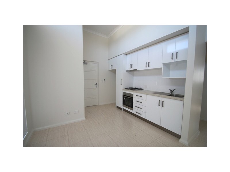 8/7 Goldsmith Street, Spearwood WA 6163