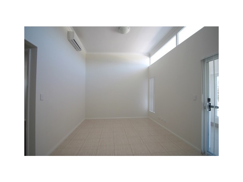 8/7 Goldsmith Street, Spearwood WA 6163