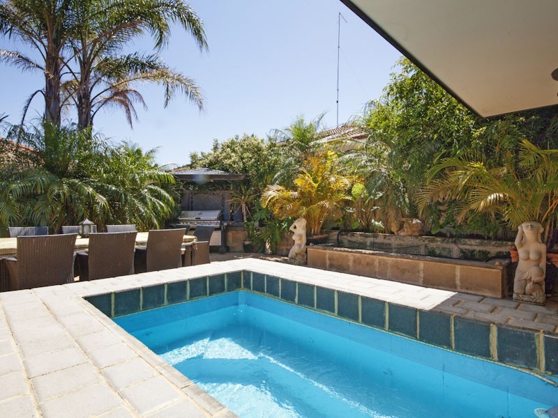 4 Josip Gaspar Close, Spearwood WA 6163