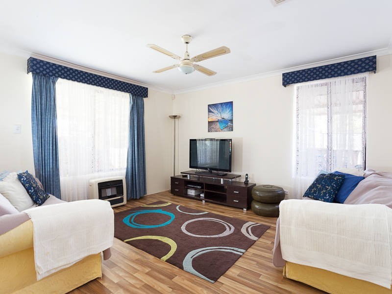 3 Madison Place, Cooloongup WA 6168