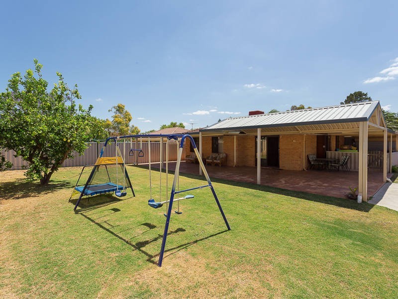 3 Madison Place, Cooloongup WA 6168