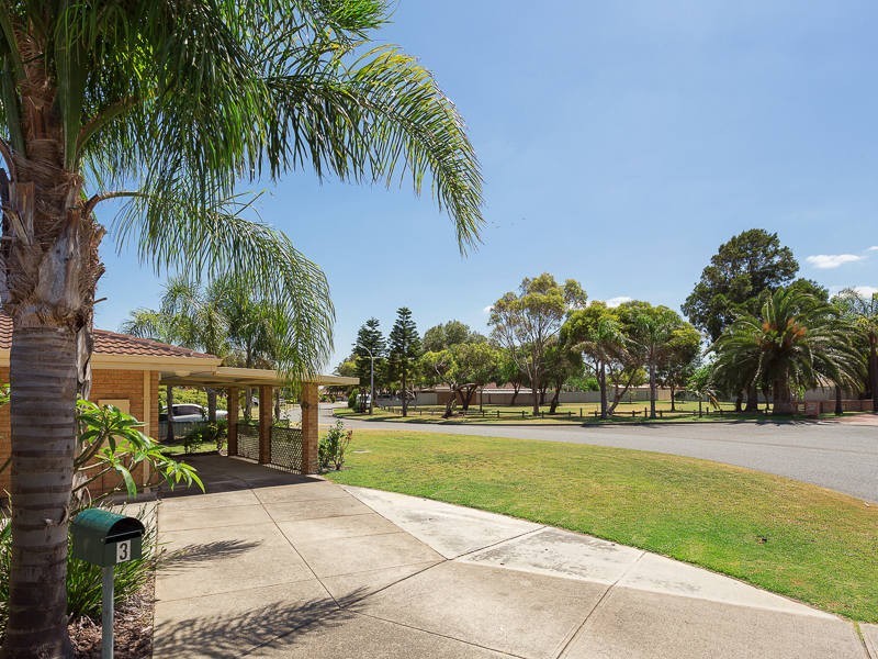 3 Madison Place, Cooloongup WA 6168