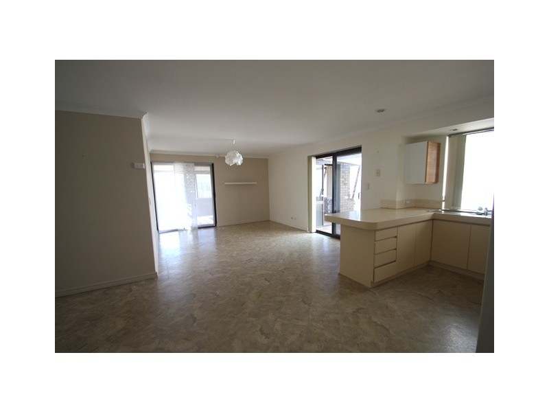 3 Bramston Street, Spearwood WA 6163