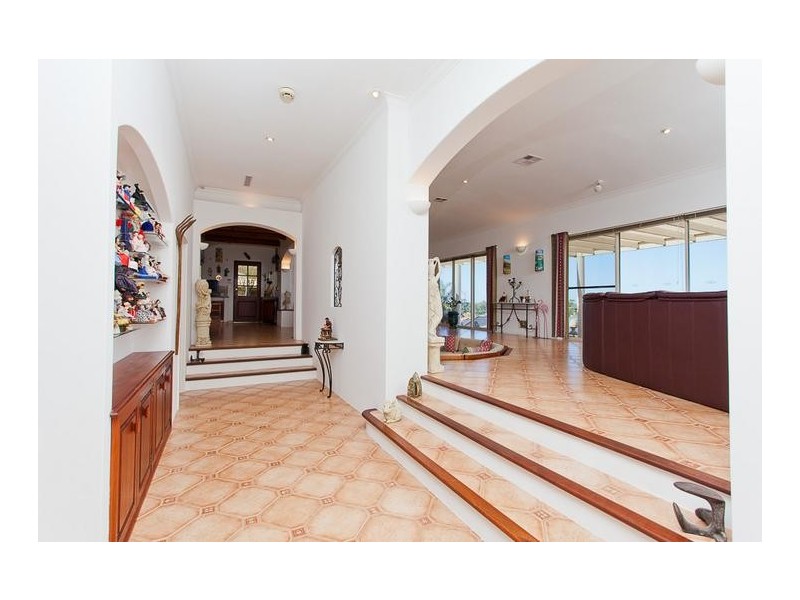 12 Howick Court, Coogee WA 6166