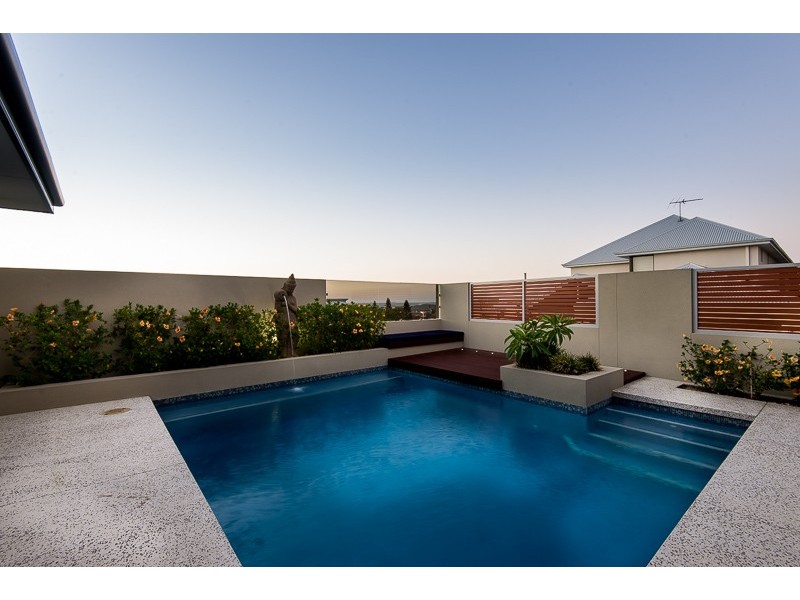 54 Arabella Loop, North Coogee WA 6163