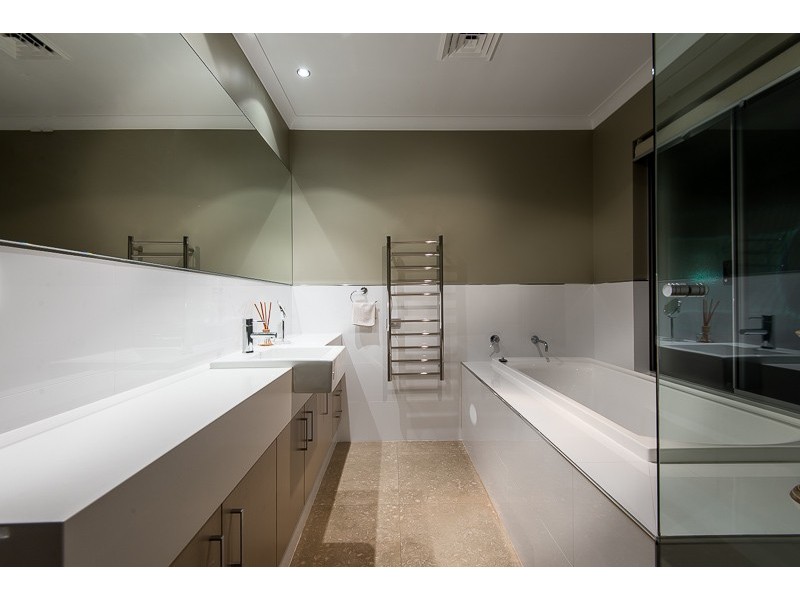 54 Arabella Loop, North Coogee WA 6163