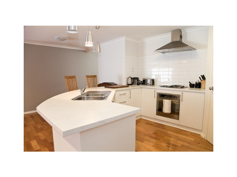 17a Bradbury Road, Hamilton Hill WA 6163