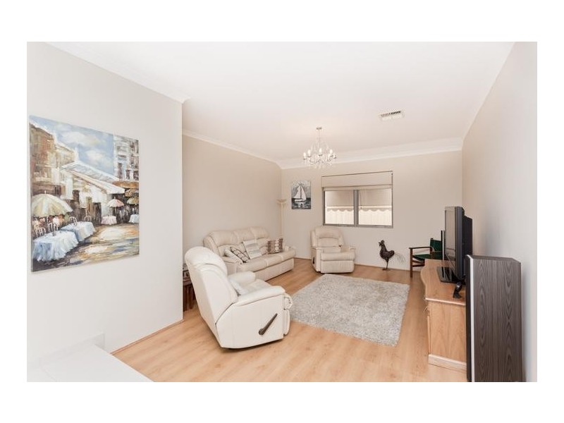 7 Ingrilli Court, Munster WA 6166