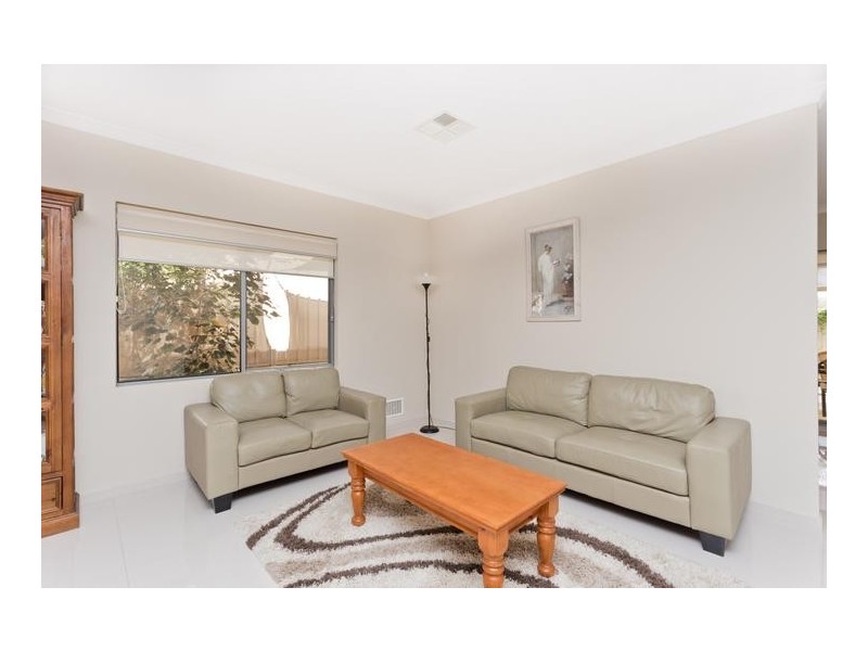 7 Ingrilli Court, Munster WA 6166