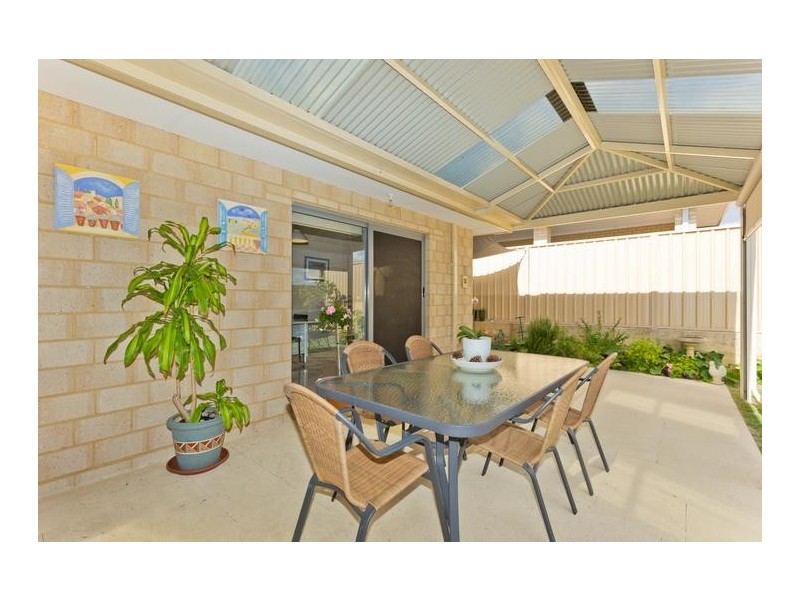 7 Ingrilli Court, Munster WA 6166