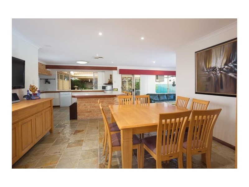 7 Javanica Court, Warnbro WA 6169