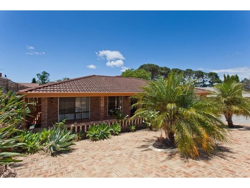 182 Winterfold Road, Kardinya WA 6163