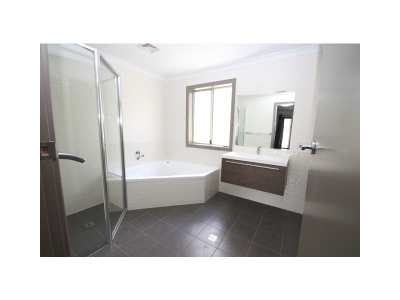 4 Pagneil Court, Hamilton Hill WA 6163