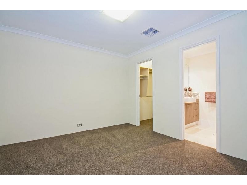 D/338 Rockingham Road, Spearwood WA 6163