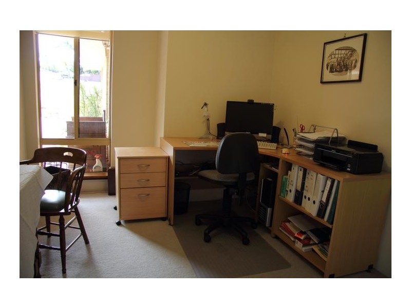 9 Duchart Way, Coogee WA 6166