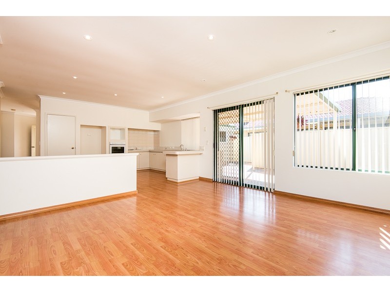 1 Bilcich Gardens, Spearwood WA 6163