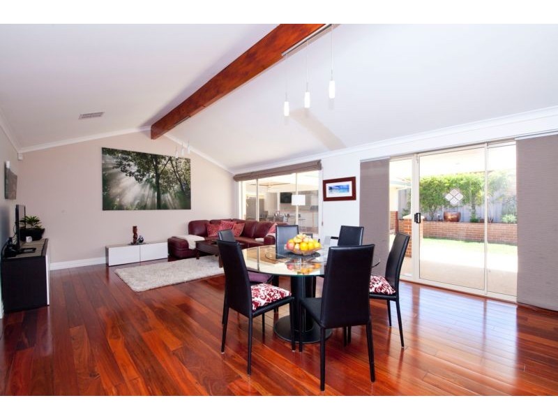 38 Crossland Way, Kardinya WA 6163