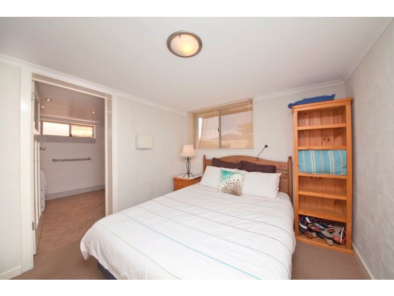 38 Crossland Way, Kardinya WA 6163