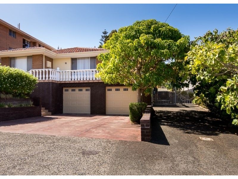 19 Glendower Way, Spearwood WA 6163