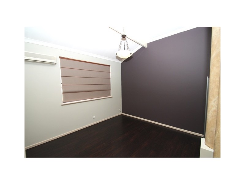 4 Cranberry Street, Coogee WA 6166