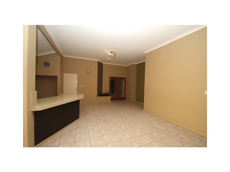 4 Cranberry Street, Coogee WA 6166