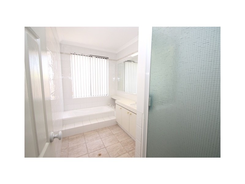 4 Cranberry Street, Coogee WA 6166