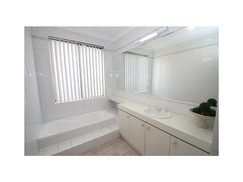 4 Cranberry Street, Coogee WA 6166