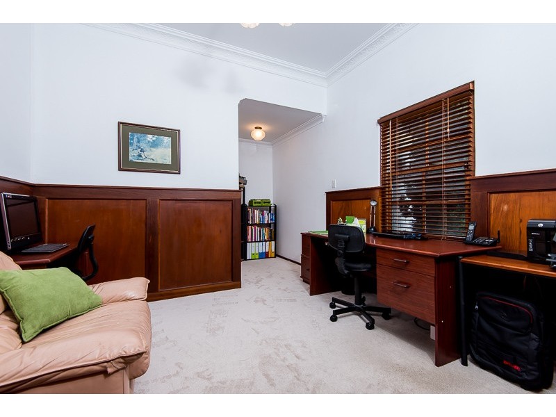 2 Hellam Grove, Booragoon WA 6154