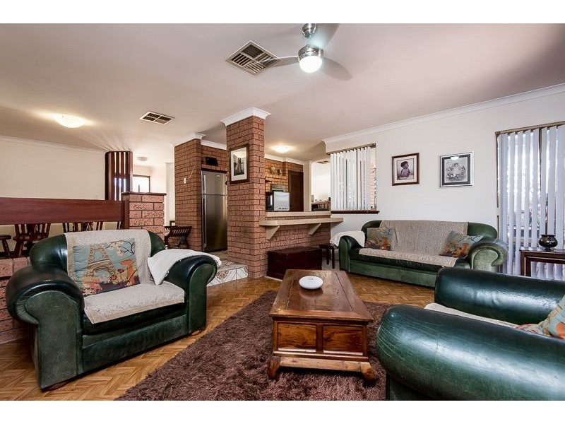 11 Lilly Court, Spearwood WA 6163