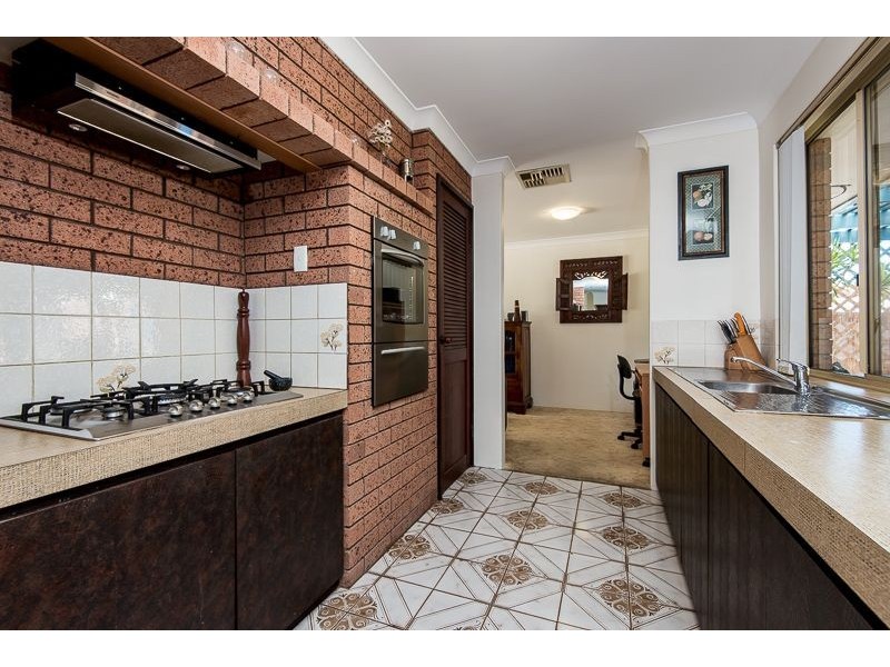 11 Lilly Court, Spearwood WA 6163