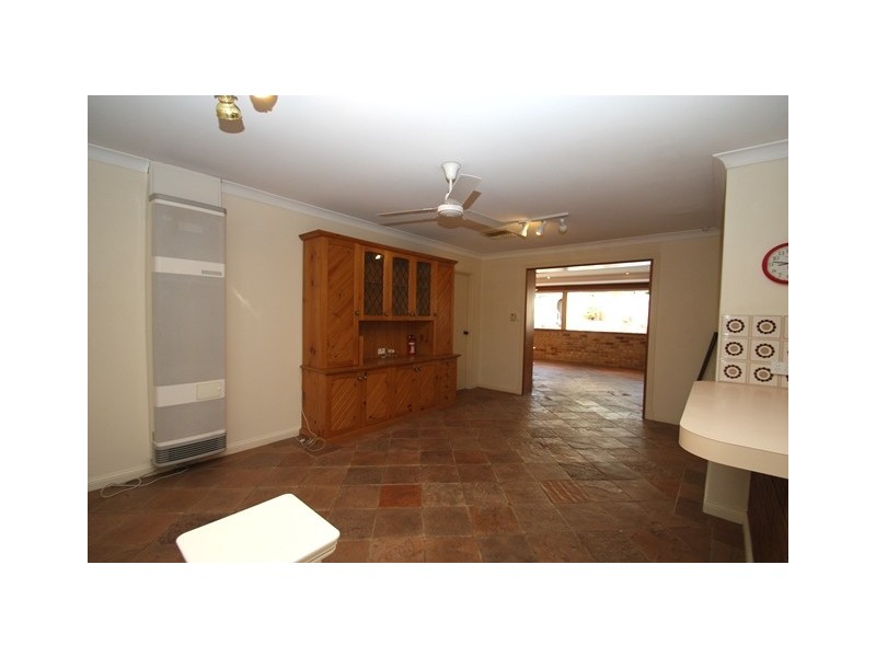 20 Greenham Place, Bibra Lake WA 6163