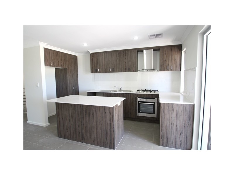 9 Perlinte View, North Coogee WA 6163