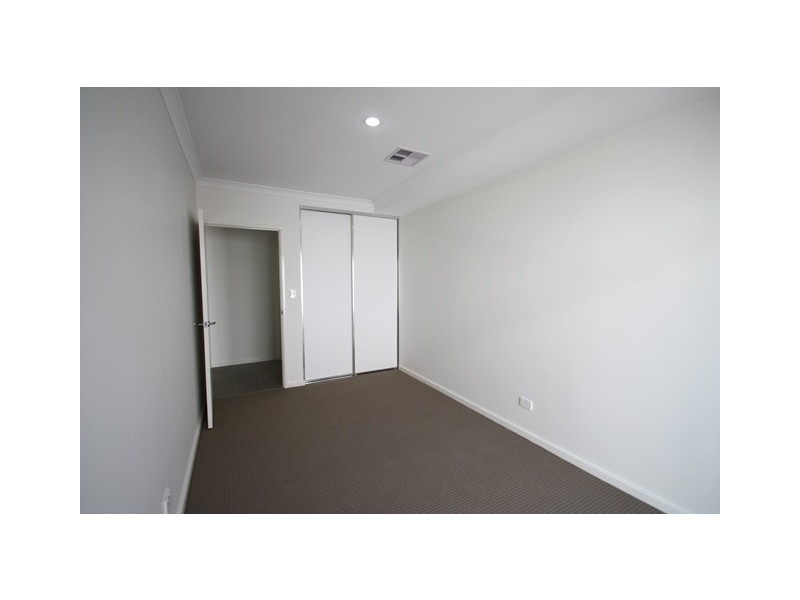 9 Perlinte View, North Coogee WA 6163