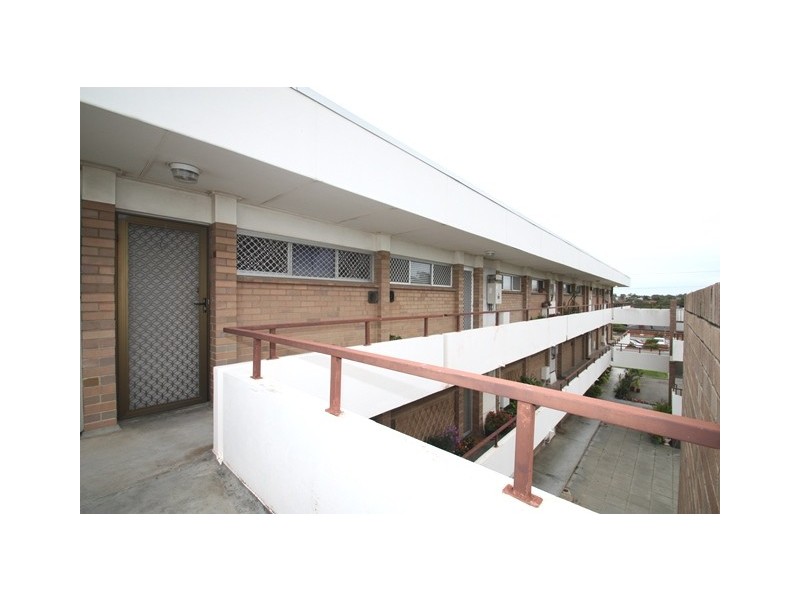 17/8 Fortini Court, Hamilton Hill WA 6163