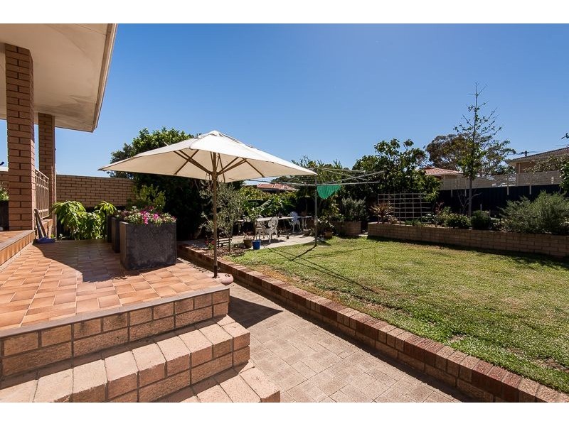 32 Skeahan Street, Spearwood WA 6163