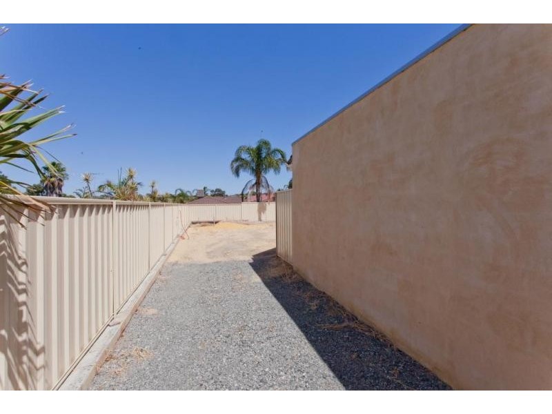 73A Newton Street, Spearwood WA 6163