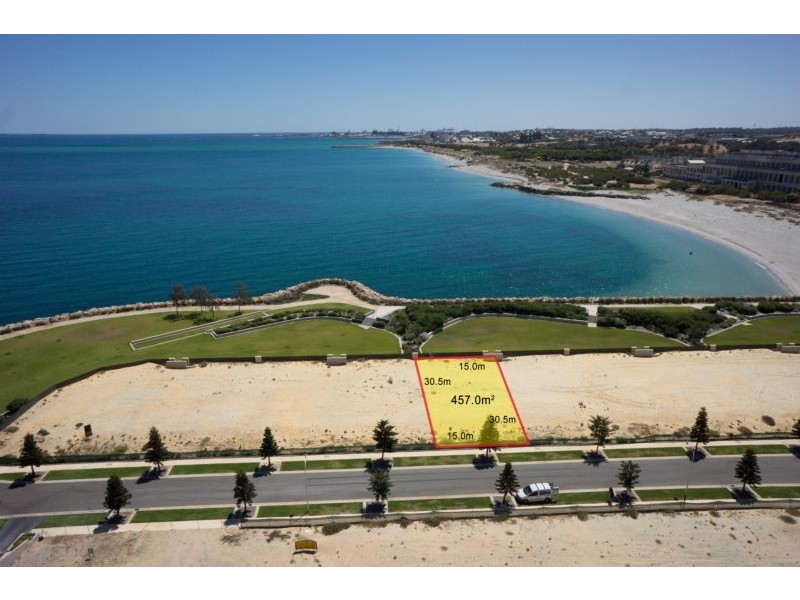 28 Chelydra Point, North Coogee WA 6163