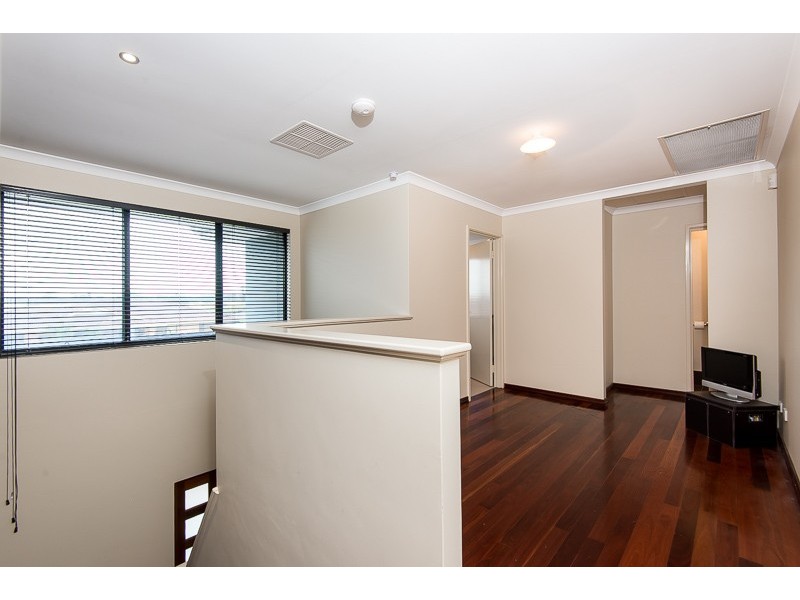 5 Mell Road, Spearwood WA 6163