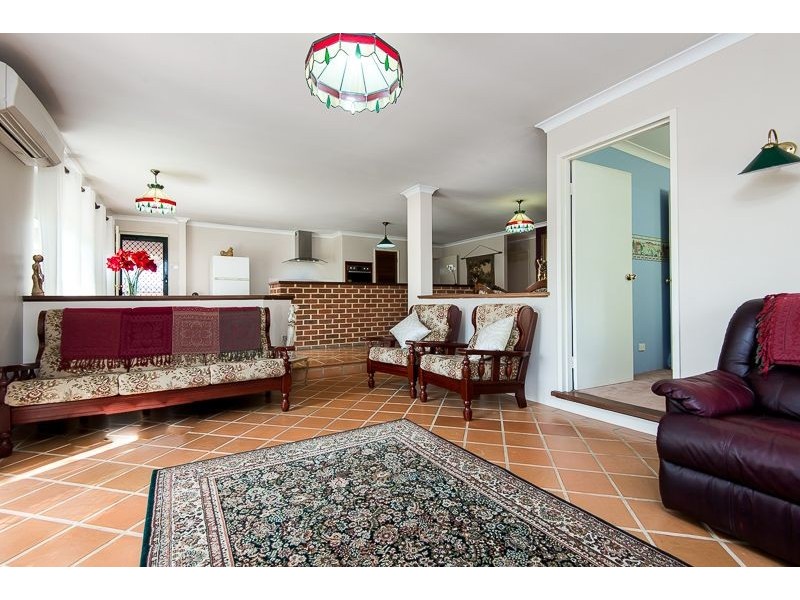 53 Fairbairn Road, Coogee WA 6166