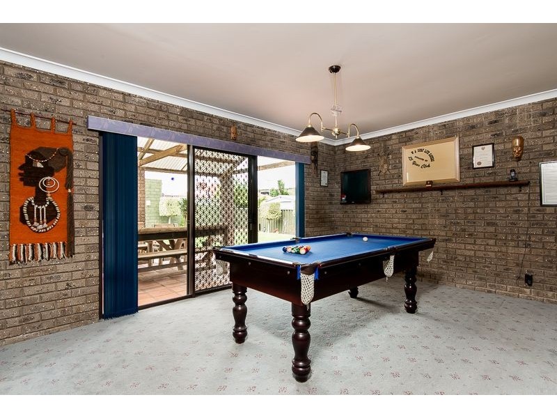 7 Herschell Way, Coogee WA 6166