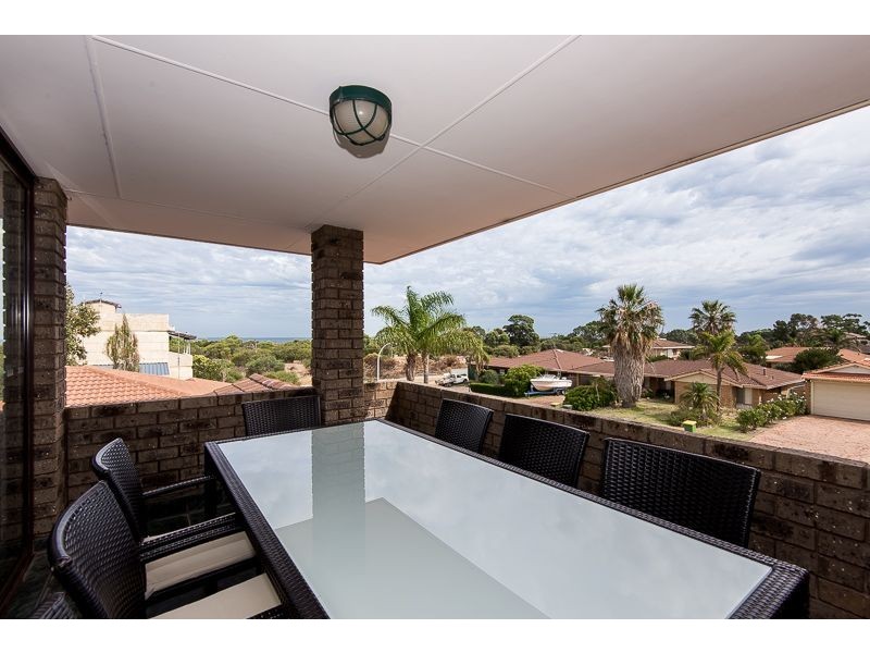 7 Herschell Way, Coogee WA 6166