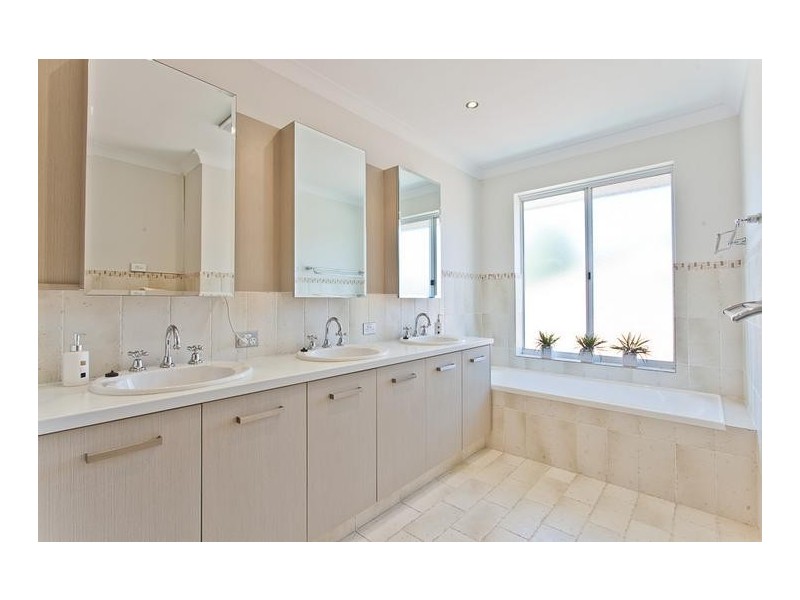 46 Hines Road, Hilton WA 6163