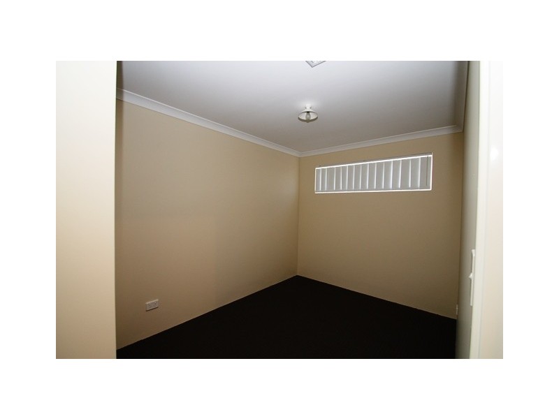 7 Addis Way, Wandi WA 6167