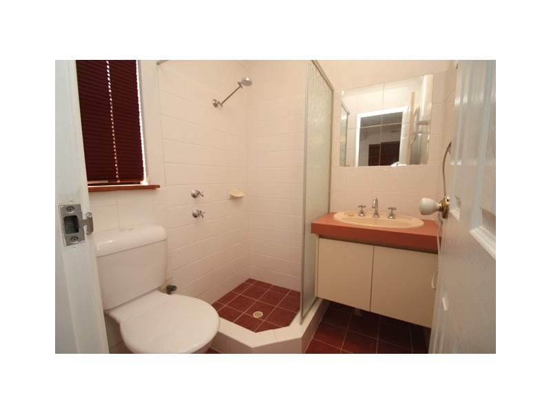 18 Yangebup Road, Yangebup WA 6164