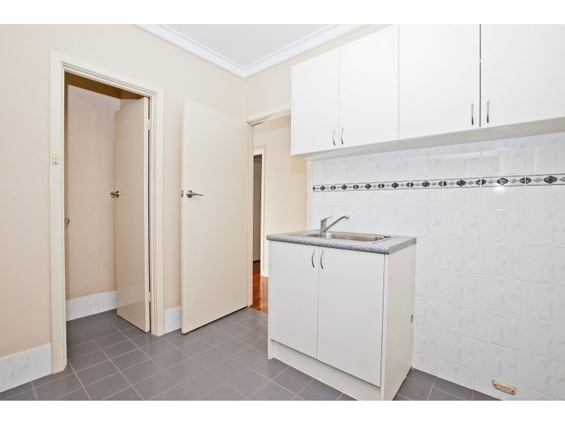 34 Ashbourne Way, Hamilton Hill WA 6163