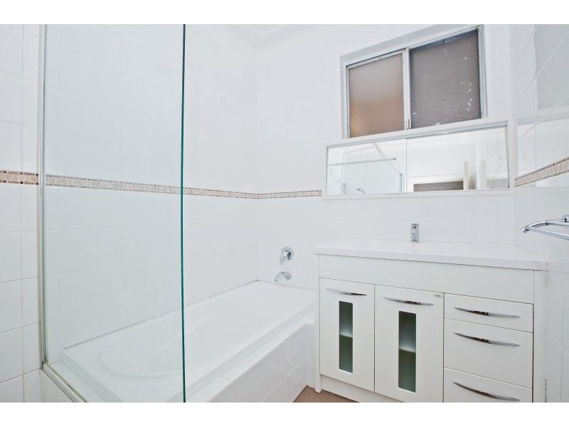 34 Ashbourne Way, Hamilton Hill WA 6163